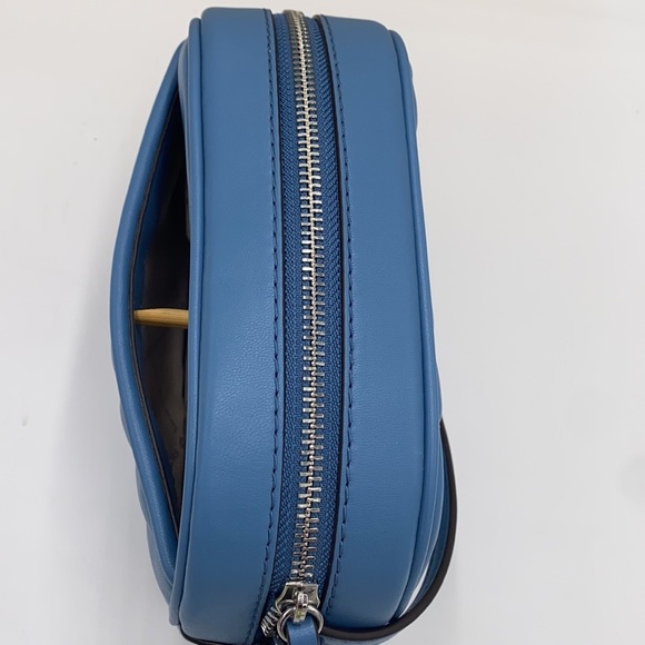 MICHAEL KORS ROSE SM OVAL CAMERA XBODY SKY BLUE - Picture 6 of 16